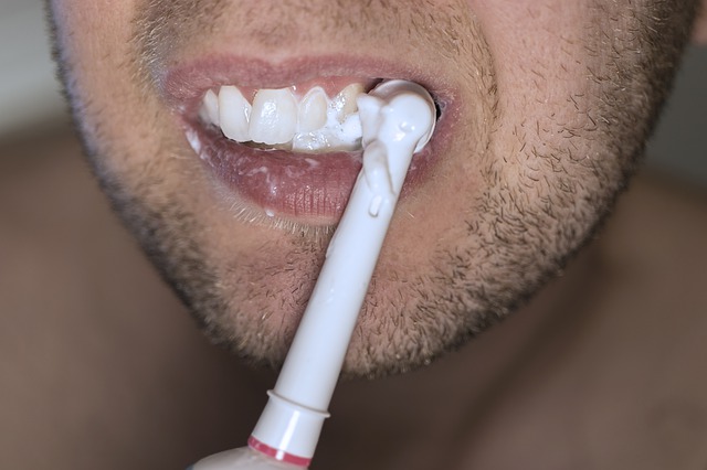 Learn Effective Teeth Whitening Methods Now
